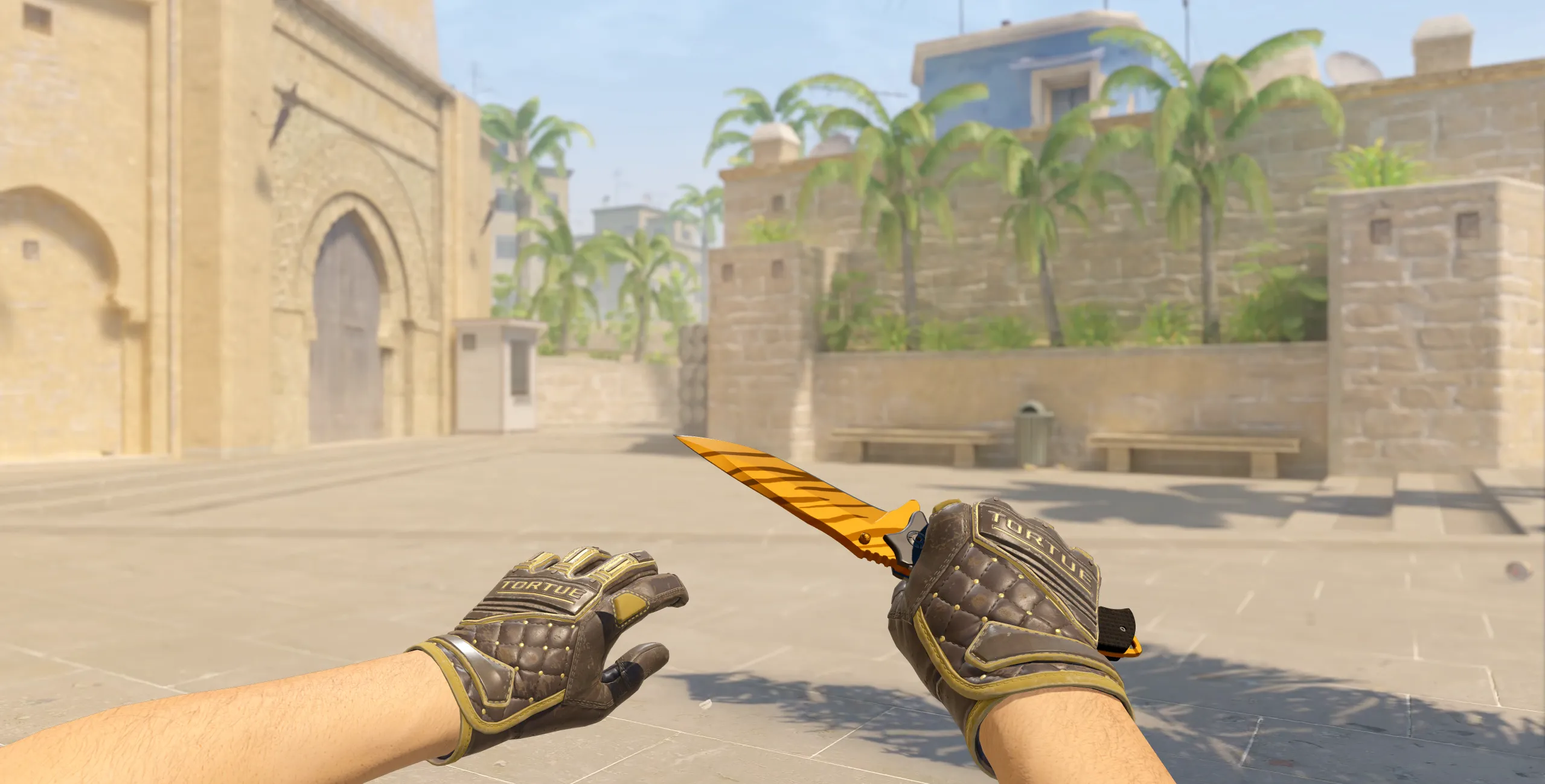 Nomad Tiger Tooth Chocolate Chesterfield Gloves, CS2 skin combo screenshot